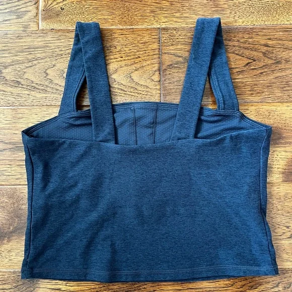 Vuori Elevation Square Neck Tank in Midnight Heather, Size Medium - Picture 2 of 4